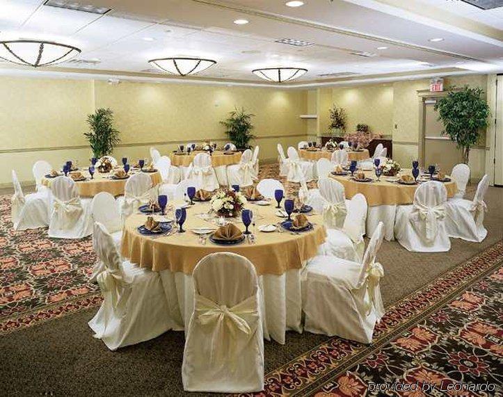 Doubletree Suites By Hilton Hotel Cincinnati - Blue Ash Шаронвілл Ресторан фото