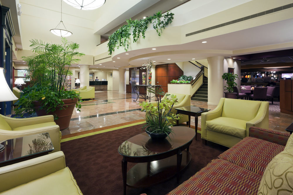 Doubletree Suites By Hilton Hotel Cincinnati - Blue Ash Шаронвілл Інтер'єр фото