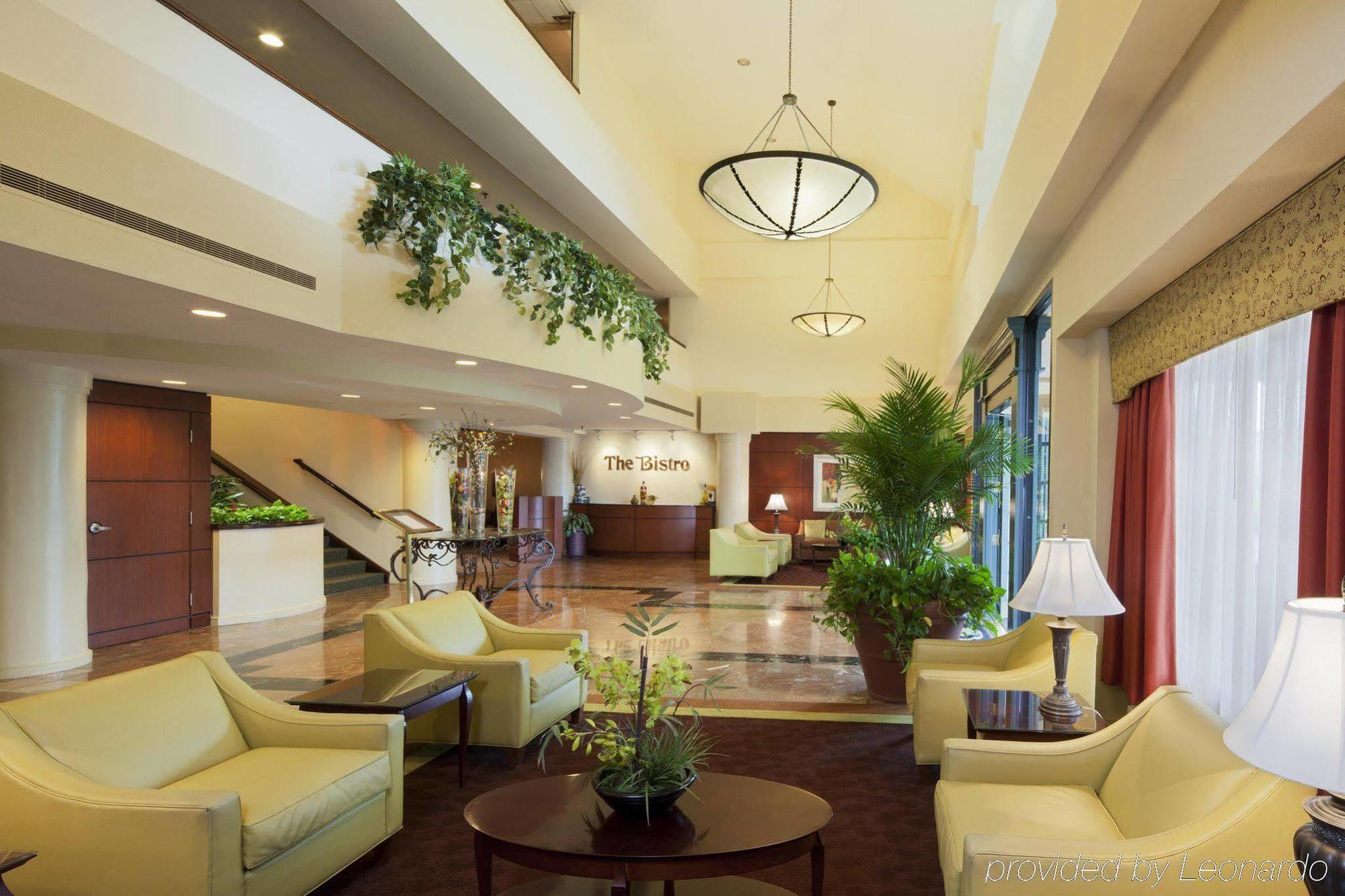 Doubletree Suites By Hilton Hotel Cincinnati - Blue Ash Шаронвілл Екстер'єр фото