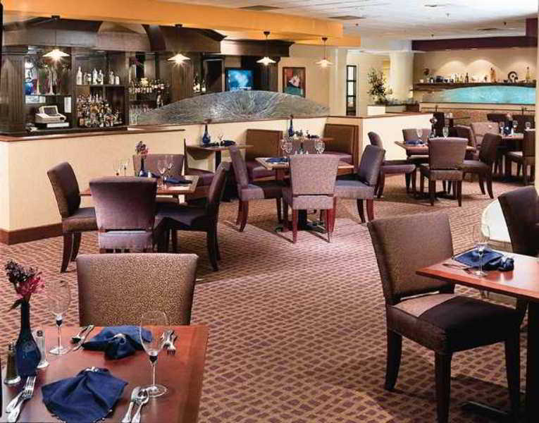 Doubletree Suites By Hilton Hotel Cincinnati - Blue Ash Шаронвілл Ресторан фото